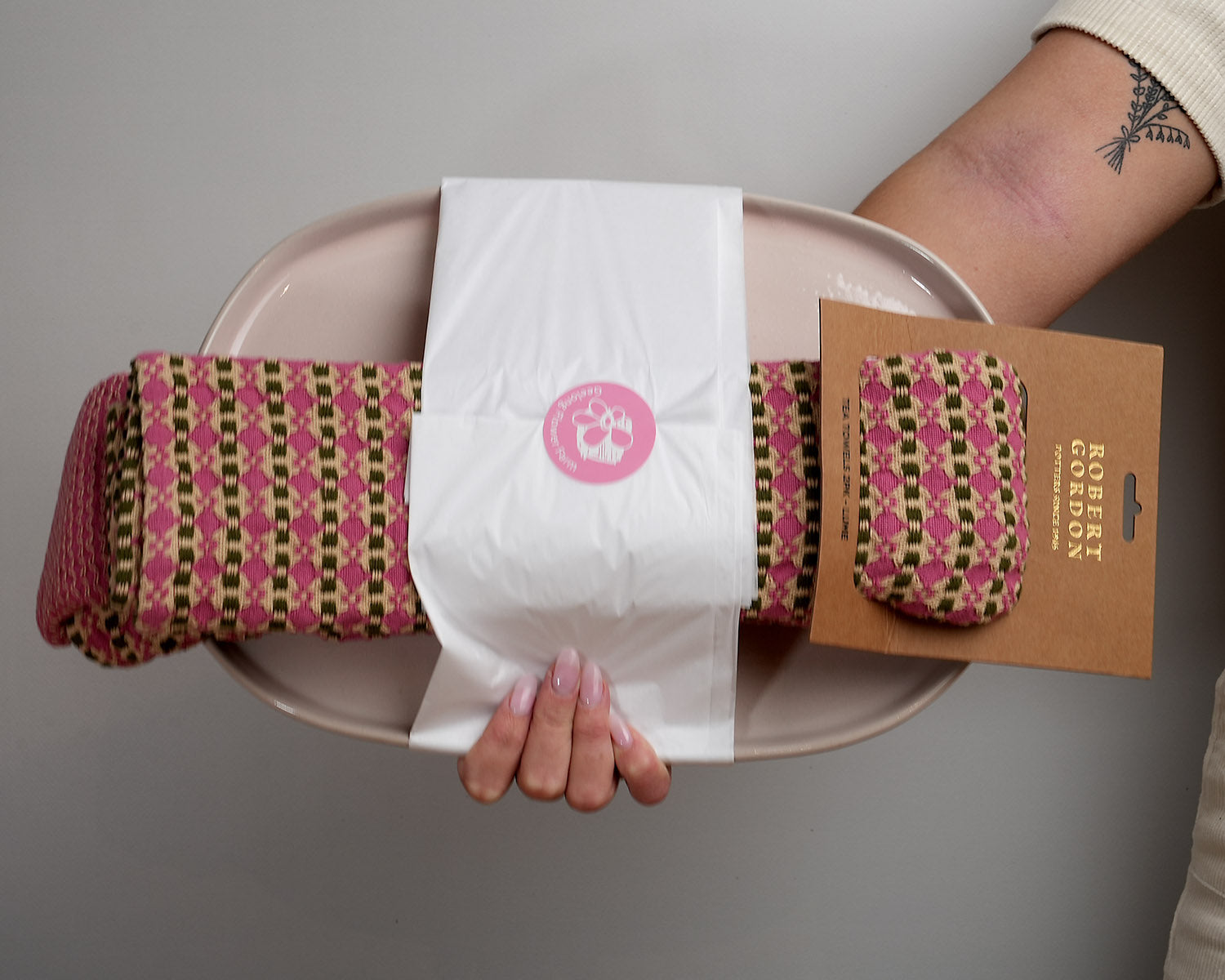 Robert Gordon Hamper Pink Geelong Flower Farm