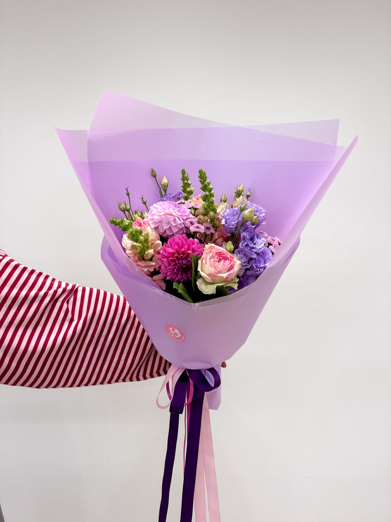 Bouquet of the Week - IWD Edition 💜